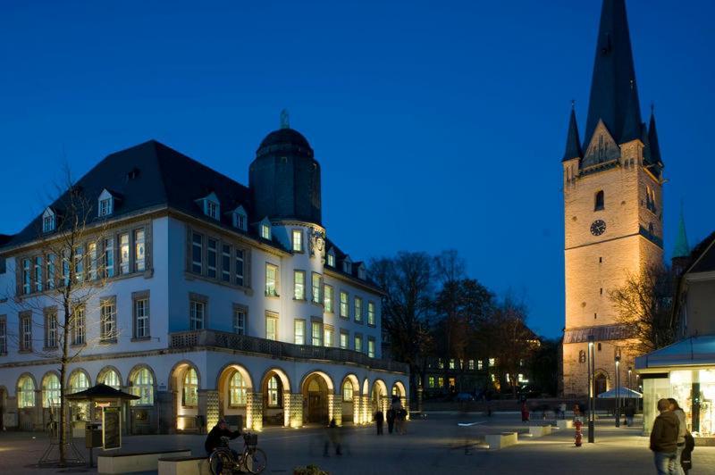 Hotel Am Rathaus Menden Bagian luar foto