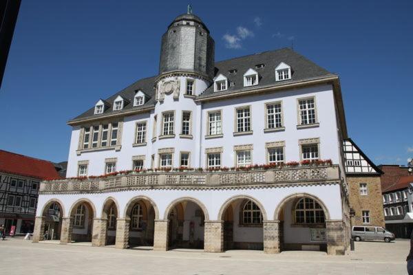 Hotel Am Rathaus Menden Bagian luar foto